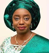 Photo of Sanwo-Olu’s wife launches initiative for multiple birth mothers