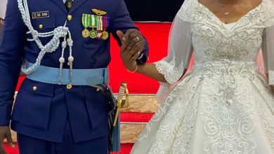 Photo of Flt. Lt. Obi ties the nuptial knot with beautiful bride