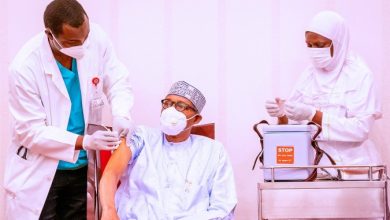 Photo of Omicron: Buhari, Osinbajo, others receive booster jabs