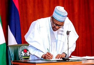 Photo of BREAKING: Buhari signs 2023 budget into law