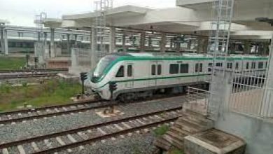 Photo of Weekend Tragedy: Train crushes man to death in Lagos
