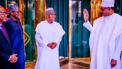 Photo of Buhari lauds Dangote’s entrepreneurial acumen, enjoins Nigerians in business to emulate him