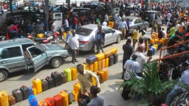 Photo of Benin Republic, Niger enjoy smuggled fuel as Nigerians suffer harrowing scarcity 