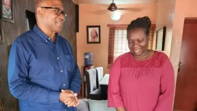 Photo of Obi visits Efedi, says she represents all attacked voters 