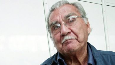 Photo of Record-breaking World Cup goalkeeper Carbajal dies aged 93