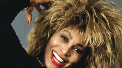 Photo of Legendary music superstar Tina Turner dies at 83
