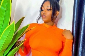 Photo of Nigerian lady declares intention to break record as Guinness World Record Holder for longest massage