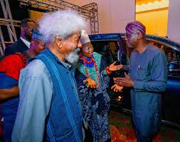 Photo of Sanwo-Olu congratulates Soyinka at 89