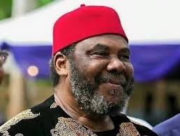Photo of ‘Any man who kneels to propose to a woman is a fool’ — Pete Edochie sets social media ablaze