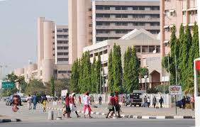 Photo of Federal civil servants begin to receive N70,000 minimum wage 