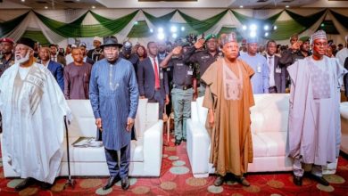 Photo of Tinubu, Jonathan, Abdulsalami back state police as IGP differs