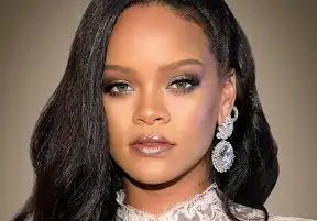 Photo of Rihanna expresses regrets over past nudity appearances