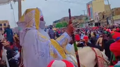 Photo of Emir Sanusi snubs police ban, conducts Durbar in Kano