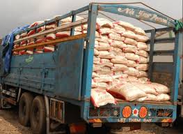Photo of Hunger in the Land: FG gifts 20 trucks of rice to 36 states and Abuja