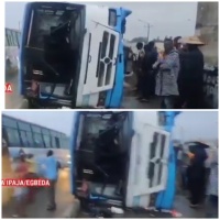 Photo of Many injured as fully loaded BRT bus tumbles in Lagos