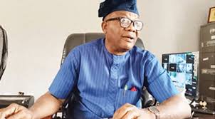 Photo of BREAKING: Ogun REC slumps, dies after INEC meeting in Abuja 
