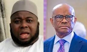 Photo of Rivers Crisis: Asari Dokubo threatens to shoot down military, police helicopters hovering his house, fingers Wike as mastermind 