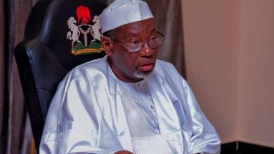 Photo of Confusion as Gov denies approving N70,000 minimum wage after adviser’s announcement