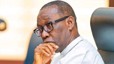 Photo of Alleged N13trn Fraud: EFCC bans Ex-Gov Okowa from travelling abroad, seizes his passport