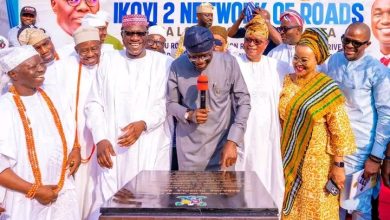 Photo of Sanwo-Olu inaugurates network of Roads in Ikoyi