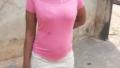 Photo of Police rescues pregnant woman detained by vigilante over husband’s alleged debt