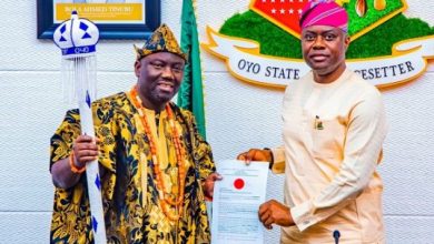 Photo of Stop defaming us in the media over Alaafin throne, Oyomesi warns Gov Makinde 