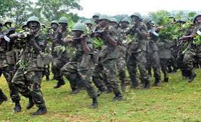 Photo of BREAKING: Many soldiers feared dead as suspected drunken driver rams into them during morning drills in Lagos 