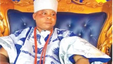 Photo of BREAKING: Suspended Ogun monarch who assaulted elderly chief, remanded in prison custody 