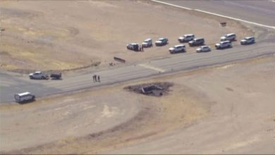 Photo of 2 dead after 2 small planes collide midair in US