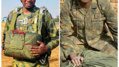 Photo of Nigerian Army General in heroic display, jumps down from moving plane