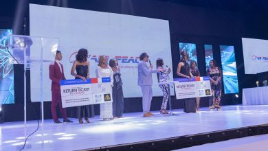 Photo of Air Peace rewards five lucky winners at Silverbird Man of the Year 2024 Awards, reinforces commitment to CSR, business growth