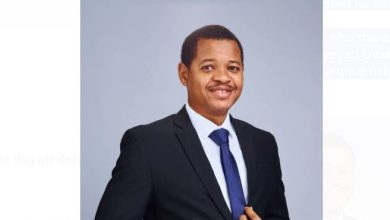 Photo of APC presidential campaign team member defects to SDP