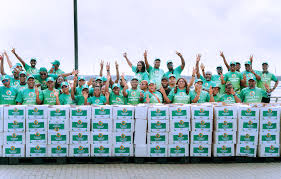 Photo of Economic Hardship: Glo Foundation, Lagos Food Bank distribute food, other valuables to residents