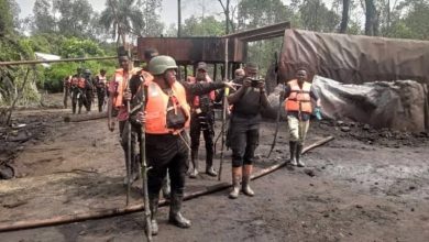 Photo of Navy seizes vessels carrying illicit arms, crude oil in Niger Delta