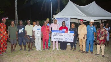 Photo of Air Peace celebrates Gold Chinyere Ike, first woman to travel by air in her community