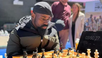 Photo of Tunde Onakoya breaks chess marathon world record, awaits Guinness World Record confirmation