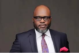 Photo of Despite backlash from angry Nigerians, Tinubu’s aide insists $1 is valuable in Nigeria