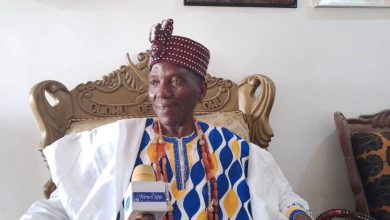Photo of Osun monarch, Olowu of Orile Owu, debunks dethronement rumor  