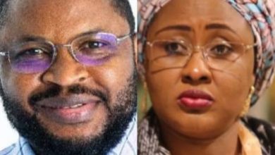 Photo of Buhari-Aisha Divorce Saga: Farooq Kperogi eats the humble pie, apologises to Aisha for false claim
