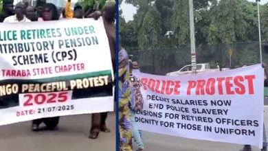 Photo of BREAKING: Sowore leads retired police officers in protest against poor welfare conditions 