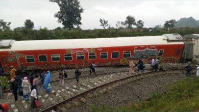 Photo of Passengers trapped as Abuja–Kaduna train derails, carriages overturned