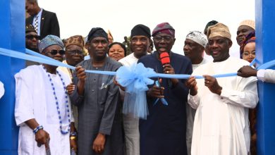 Photo of Sanwo-Olu commissions Tunji Bello Auditorium at LASU Epe, as donor recounts personal sacrifices
