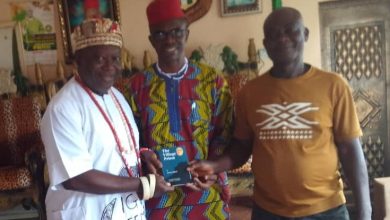 Photo of Igwe Maduagwuna lauds Remmy Nweke over The Village Priest