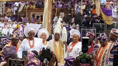 Photo of New Olubadan, Oba Rashidi Ladoja, to Tinubu: Give us Ibadan State before 2027