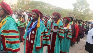 Photo of Nigerian professors cry out over poor pay, lament struggle with debts