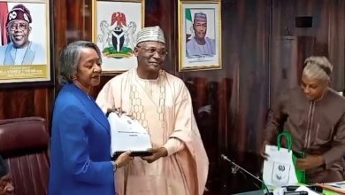 Photo of BREAKING: Finally, Yakubu bows out as INEC Chairman, hands over to Acting Chairman