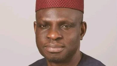 Photo of Sacked Akwa Ibom PDP chairperson refuses to vacate office, pledges loyalty to APC’s Gov Eno