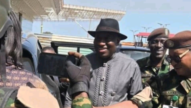 Photo of Jonathan gets safe corridor from Guinea-Bissau after military coup 