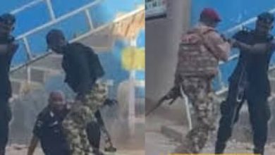 Photo of Soldiers, policemen fight dirty at Plateau shopping mall, one officer beaten, disarmed 