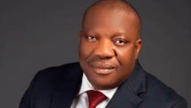Photo of Akwa-Ibom Community rejects senator’s Christmas rice, money